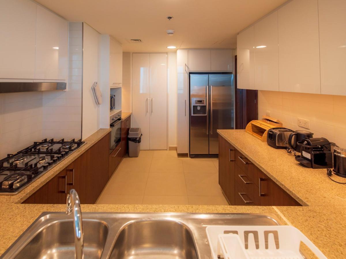 First Class 3Br With Full Burj Khalifa And Fountain View ドバイ エクステリア 写真